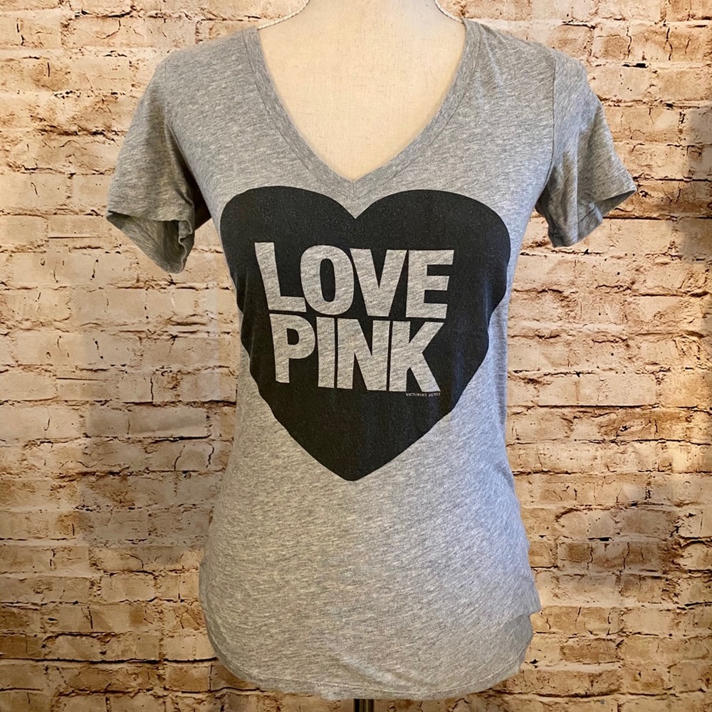 Lightly Worn VS Pink t-shirt